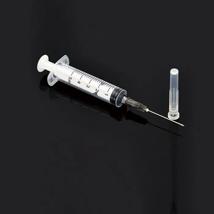 Medicīniski sterila šļirce